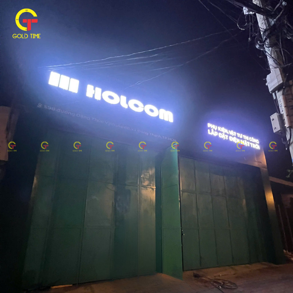 bảng hiệu HOLCOM phát sáng led ban đêm