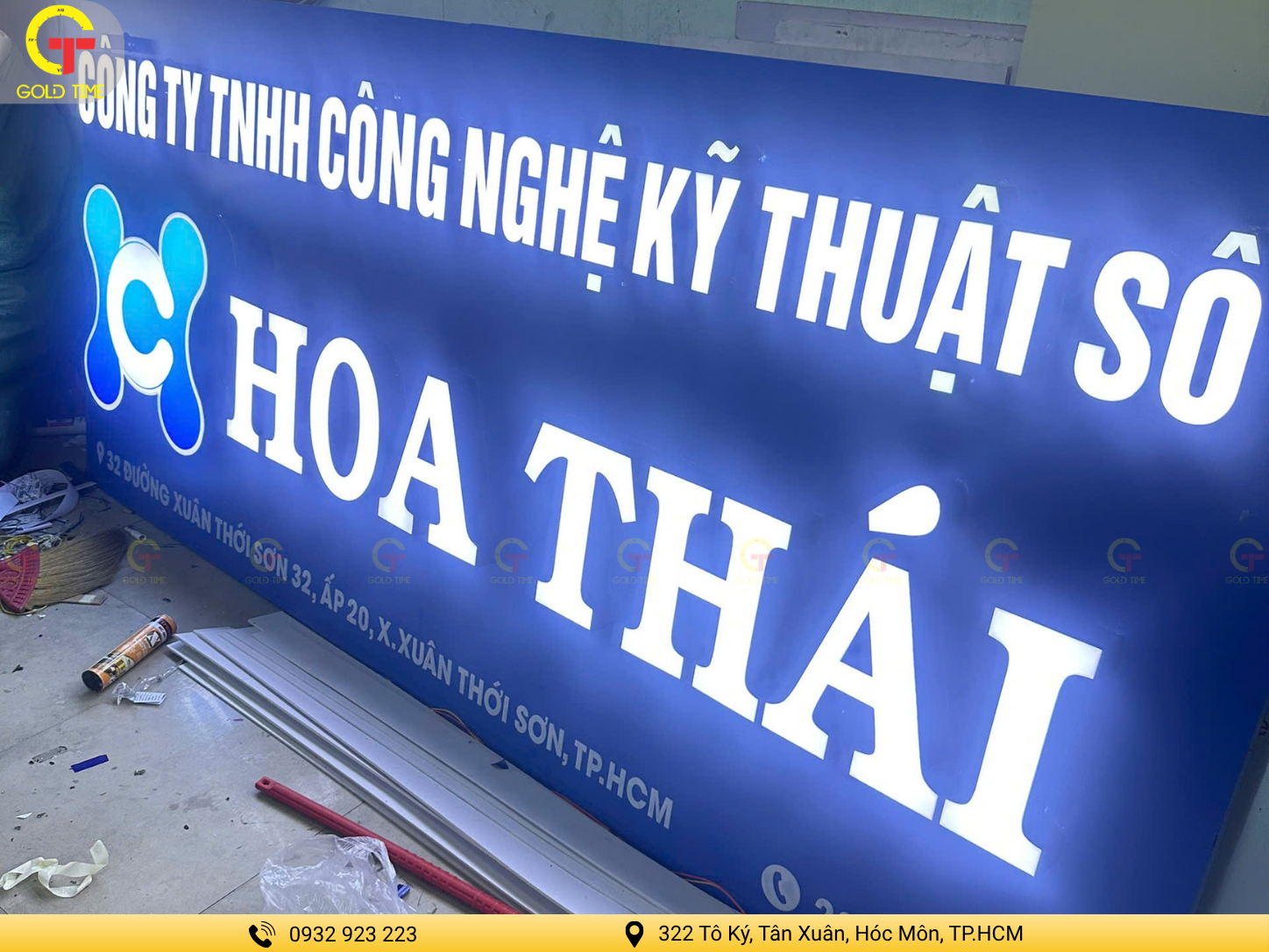 Bảng hiệu công ty HOA THÁI test ánh sáng LED tại xưởng Goldtime Decor